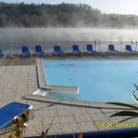 Appt Hameau Du Lac Avec Piscine Et Vue Sur Le Lac Marciac Exterior photo